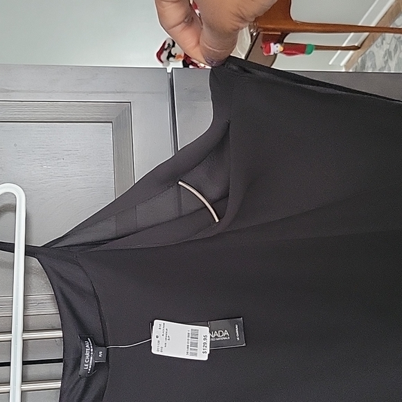 Le Chateau Chiffon Cold Shoulder Cape Dress - Picture 3 of 6